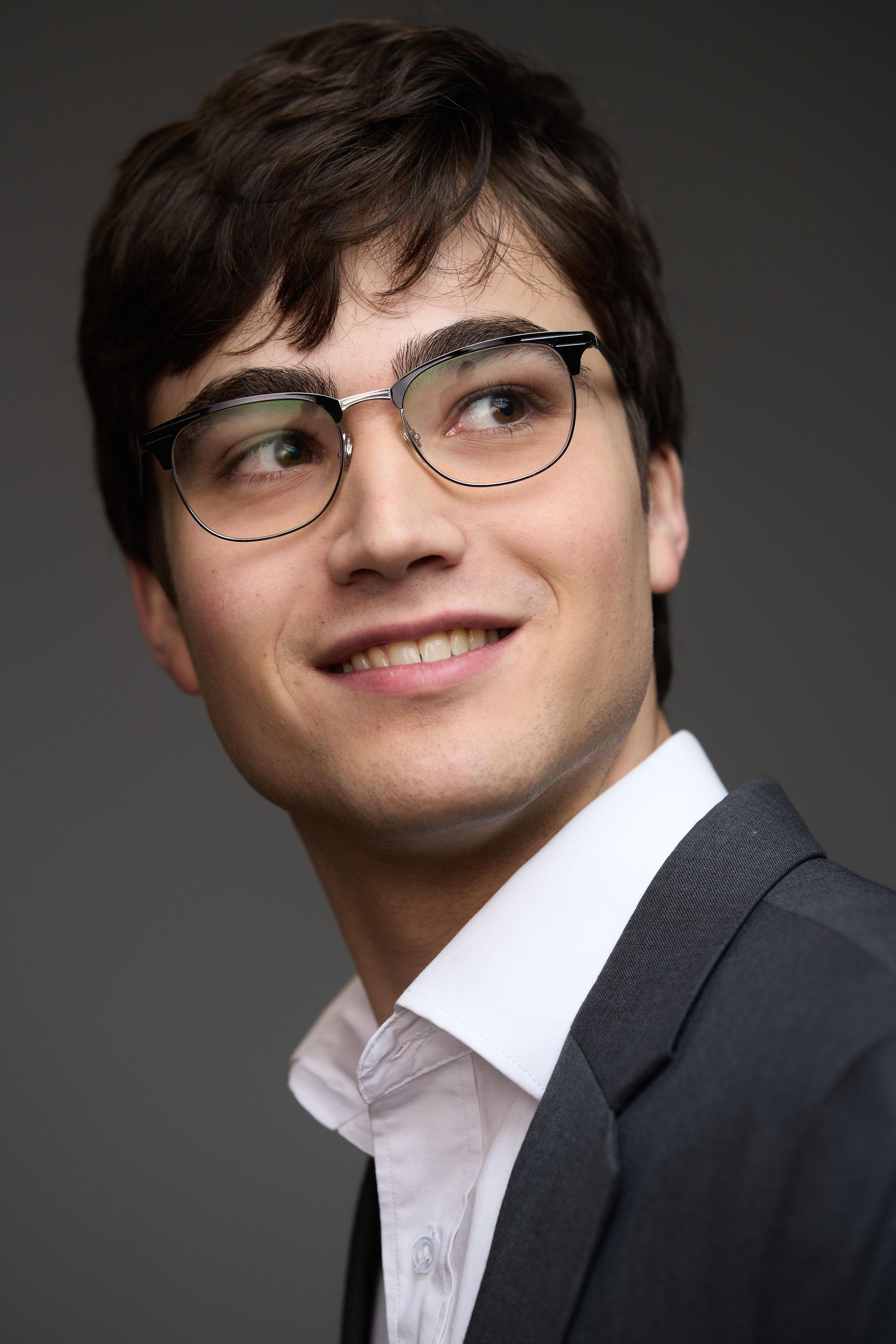 Max Garfin professional photo